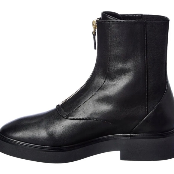 Stuart Weitzman Shoes - NEW Stuart Weitzman Charlie Lodge Zipper Boot 9.5